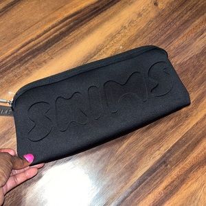 SKIMS COSMETIC POUCH